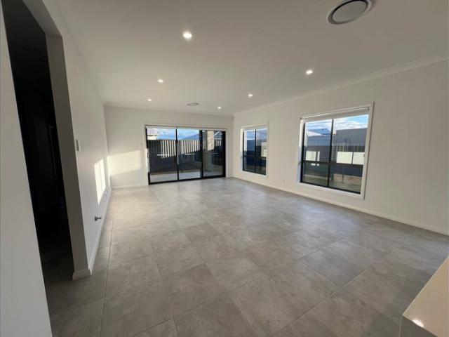 House for rent in Brisbane Grove, New South Wales