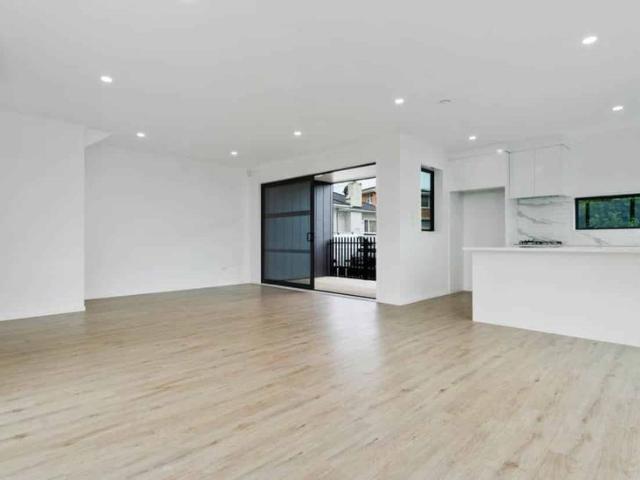 Townhouse for rent in Three Kings