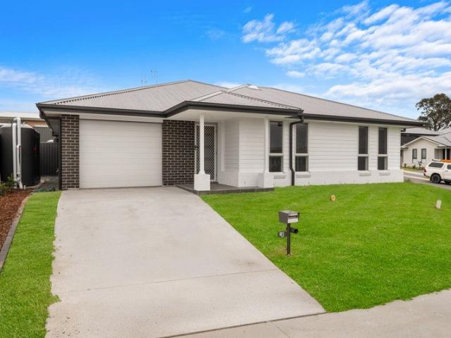 Duplex for rent in Gillieston Heights, Newcastle-Maitland