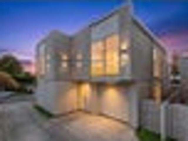 Townhouse for sale in Royal Oak, Oroua County