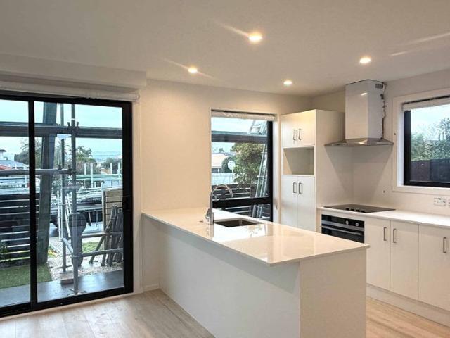 Townhouse for rent in Omokoroa, Bay Of Plenty
