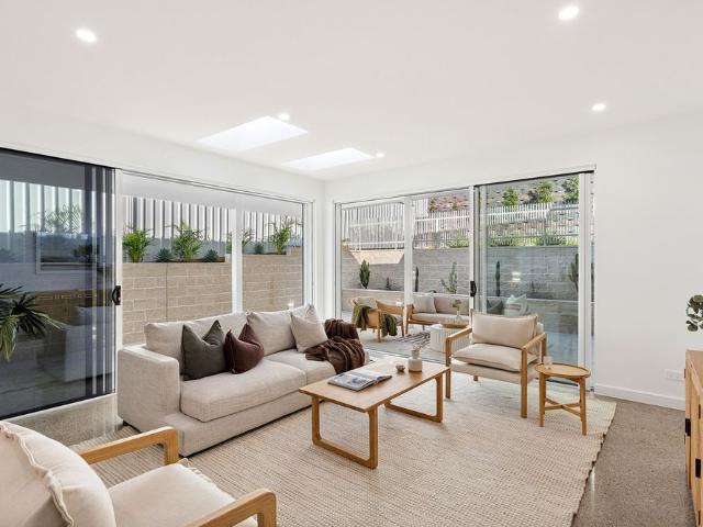 House for rent in Wollongong West, New South Wales