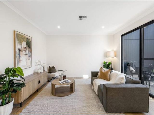 Townhouse for rent in Prospect, Adelaide