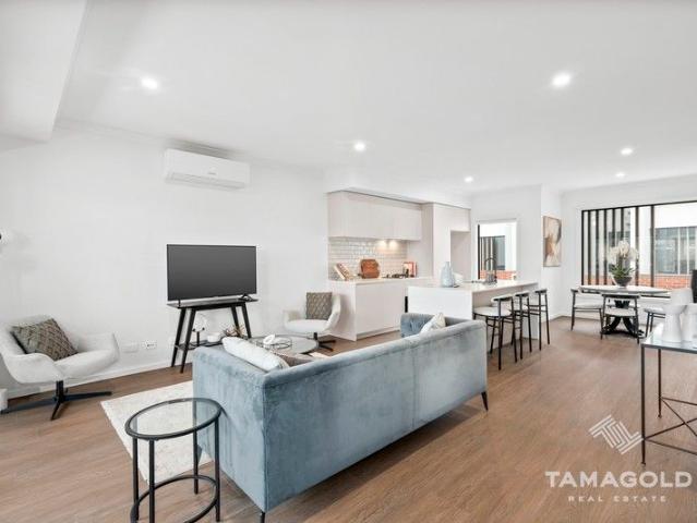 Townhouse for sale in Camerons Creek, Victoria