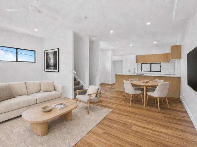 Townhouse for sale in Toombul, Queensland