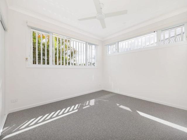 Townhouse for rent in Toombul, Queensland