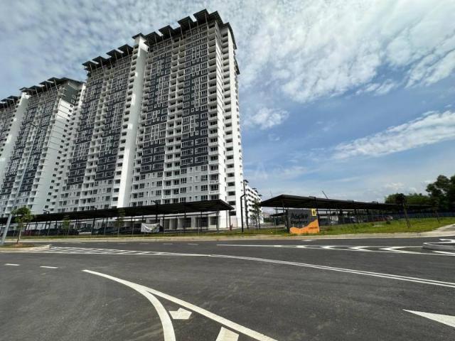 Apartment for rent in Tanjong Sepat, Selangor