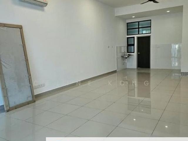 House for rent in Bandar Kinrara, Majlis Bandaraya Subang Jaya
