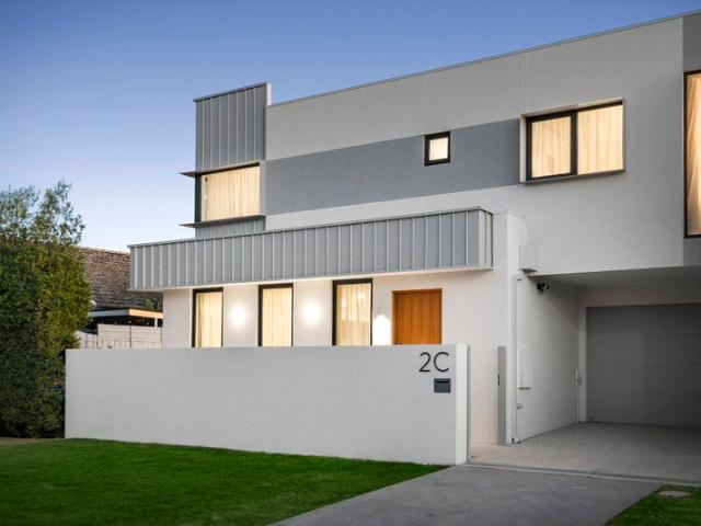 Townhouse for sale in Highett, Melbourne