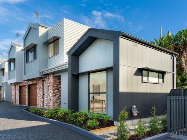 Townhouse for sale in Ambergate, New South Wales