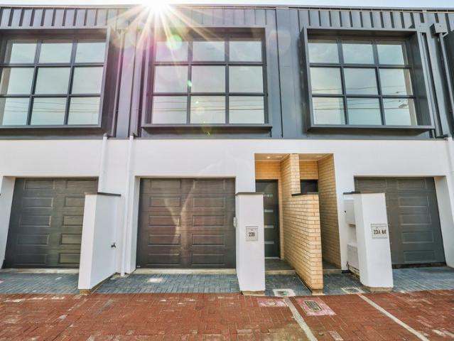 Townhouse for rent in Bowden, Adelaide