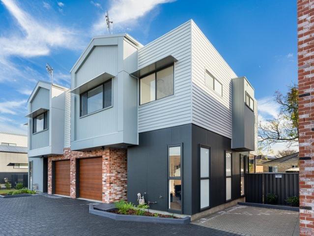 Townhouse for sale in Ambergate, New South Wales