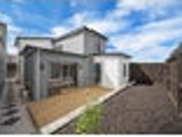 House for sale in Howick, Oroua County