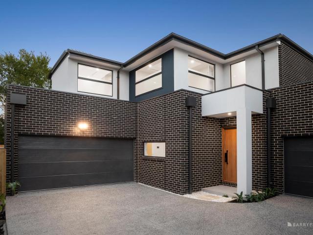 Townhouse for sale in Camerons Creek, Victoria