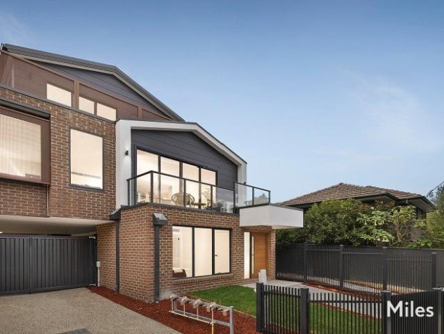 Townhouse for sale in Camerons Creek, Victoria