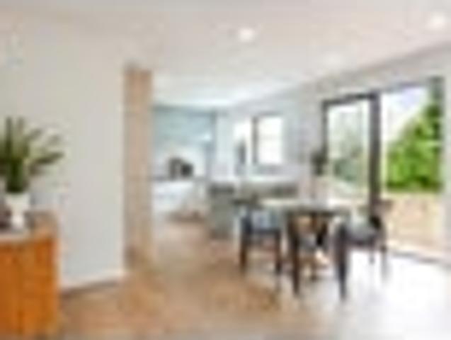 Townhouse for sale in New Lynn