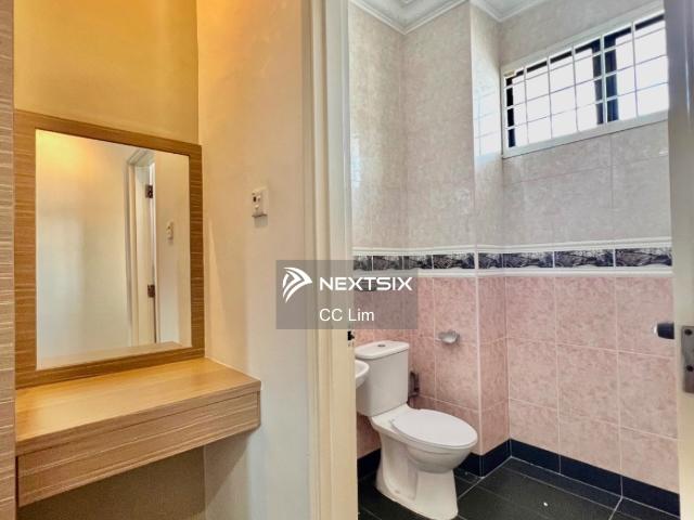 Residential House for sale in Kuching