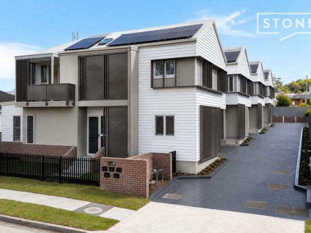Townhouse for sale in Ambergate, New South Wales