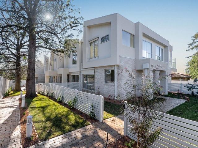 Townhouse for rent in Camerons Creek, Victoria