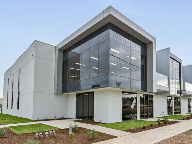 Warehouse for rent in Epping, Melbourne