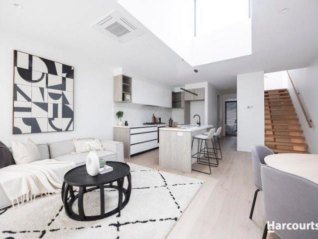 Townhouse for sale in Camerons Creek, Victoria
