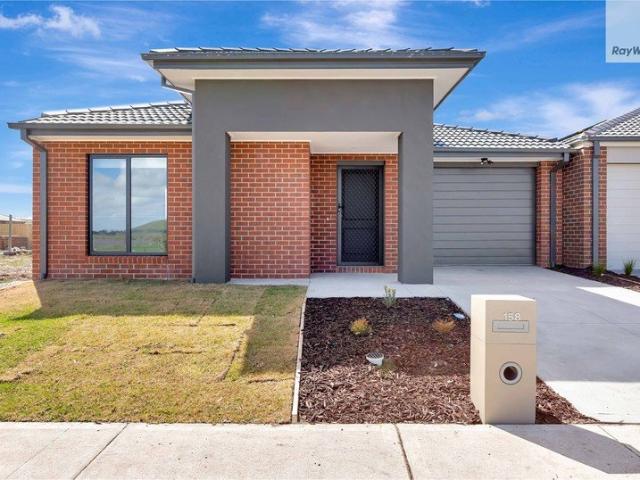 House for rent in Newbridge South, Wallan