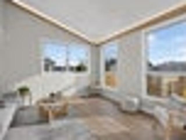 House for sale in Chaslands, Canterbury