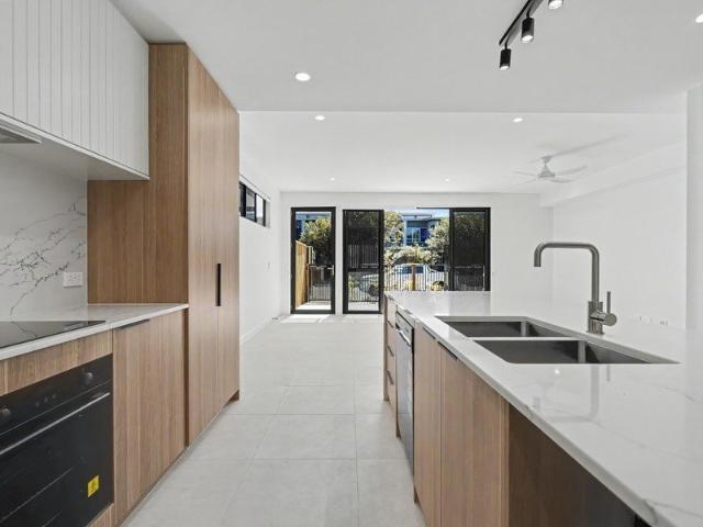 Apartment for rent in Mountain Creek, Sunshine Coast Regional