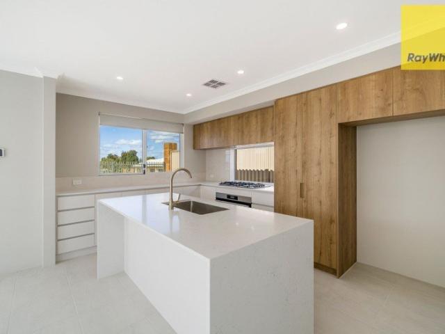 House for rent in Hammond Park, Western Australia