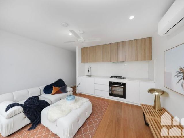 Townhouse for rent in Camerons Creek, Victoria