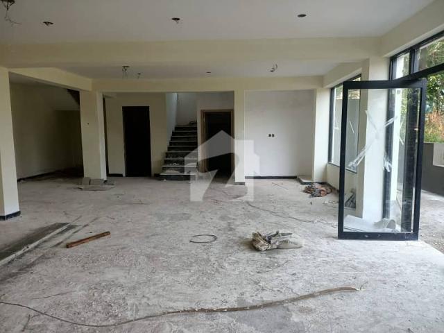 Building for rent in Islamabad