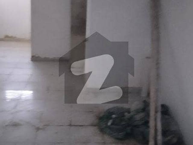 Building for sale in Karachi, Sindh