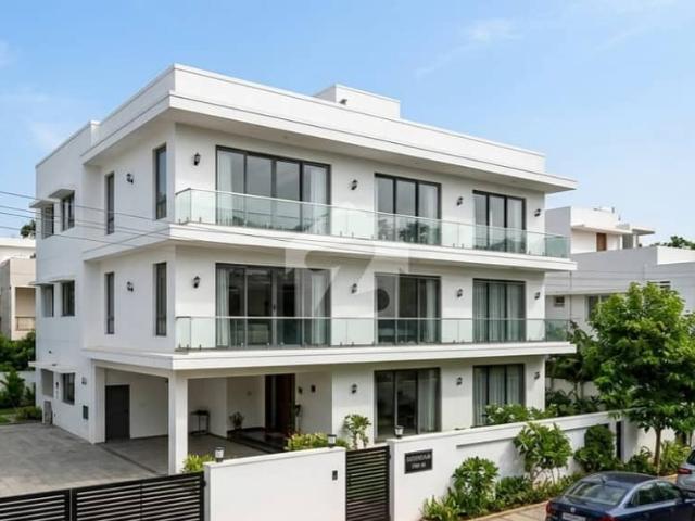 Building for rent