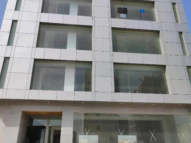 Commercial for rent in 8 ڈی ایچ اے فیز, کراچی ڈویژن
