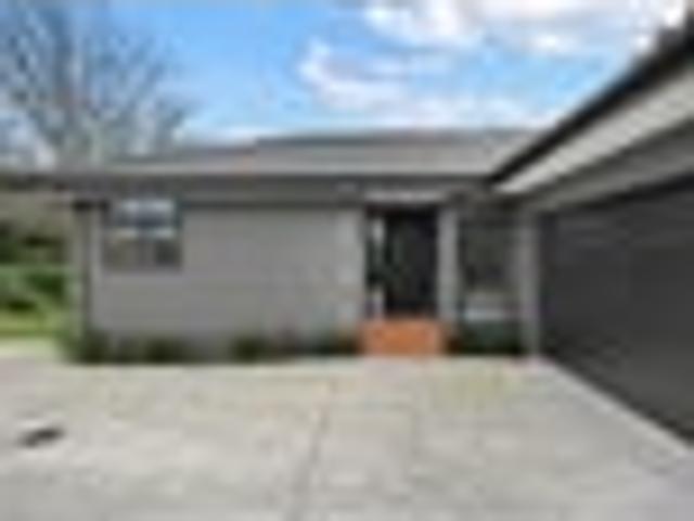 House for sale in Porritt, Hamilton City