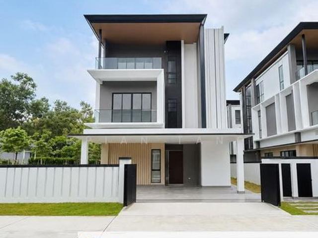 House for sale in Petaling, Damansara Damai