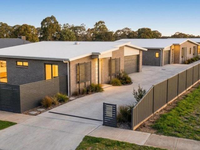 Apartment for sale in Carrick, Tasmania