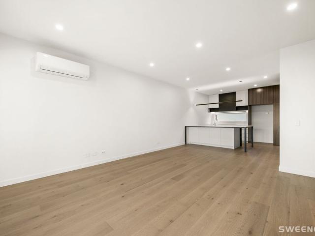 Townhouse for rent in Camerons Creek, Victoria