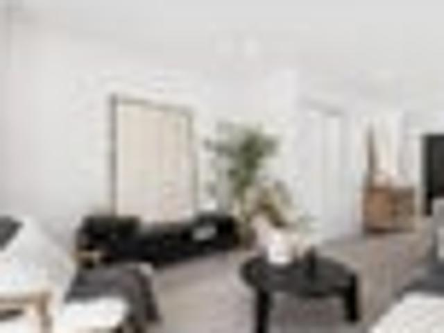 Townhouse for sale in Heathcote, Canterbury