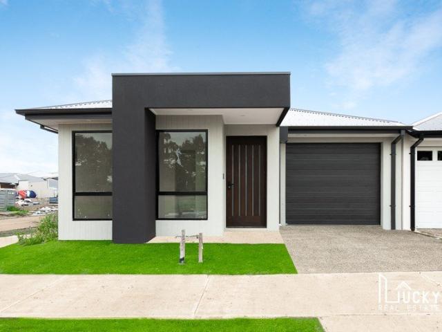 House for rent in Mason Quarter, Melbourne