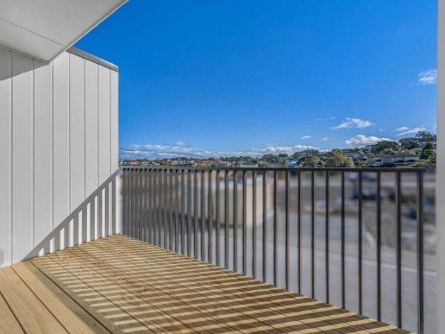 Townhouse for sale in Paremoremo