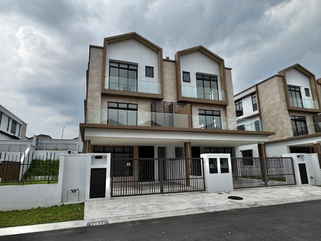 House for rent in Ulu Tiram, Johor