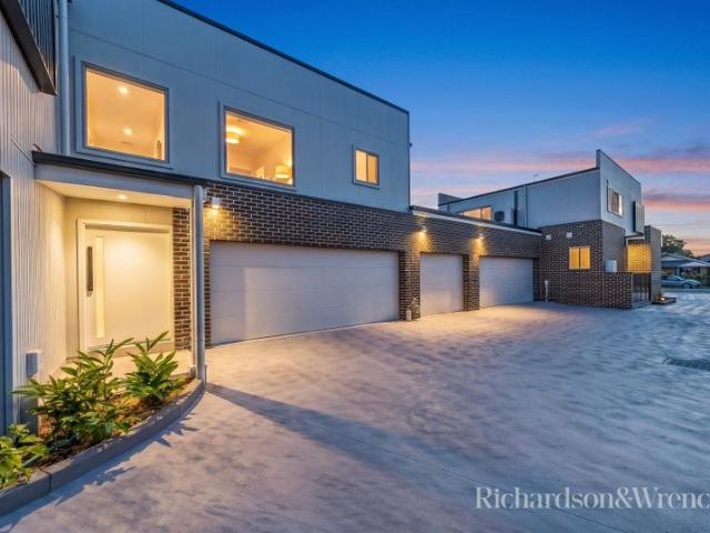 Townhouse for sale in Gosford, New South Wales