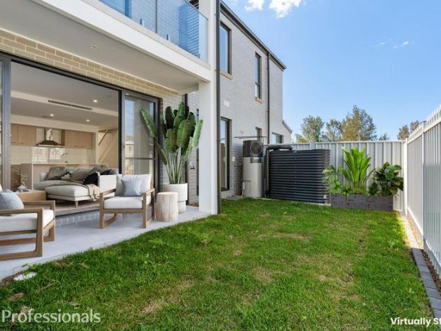 Townhouse for sale in Bungalow Park, Burrill Lake