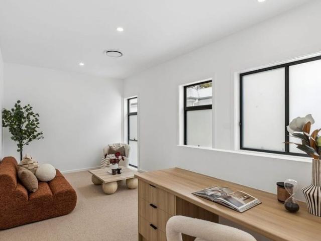 Townhouse for rent in Ettalong Beach, Gosford
