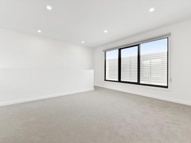 Townhouse for rent in Camerons Creek, Victoria