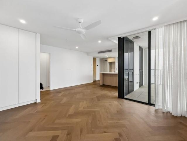 Apartment for rent in Palm Beach, Gold Coast City