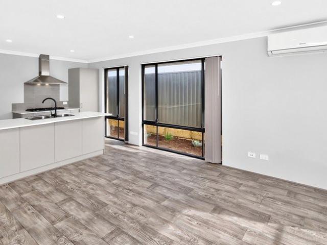 Duplex for rent in Eglinton, Western Australia