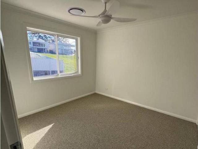 Townhouse for rent in Diamond Beach, New South Wales