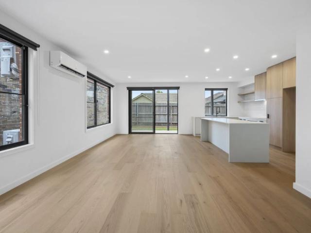 Townhouse for rent in Camerons Creek, Victoria